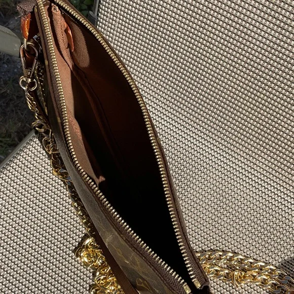 Louis Vuitton Monogram Crossbody Bag with Gold Chain - Picture 6 of 11